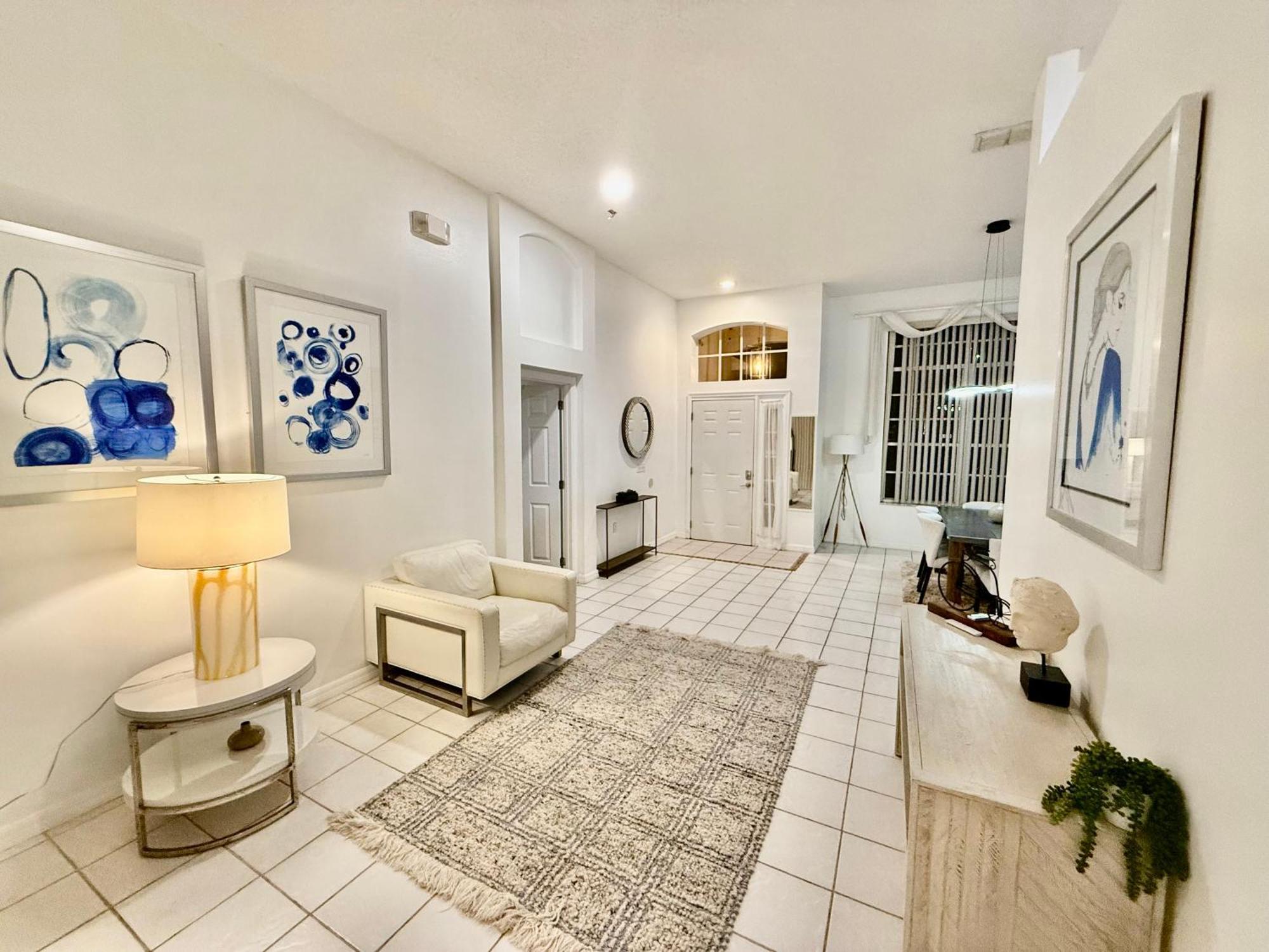 Grand Luxury Deluxe 4br Pool Near